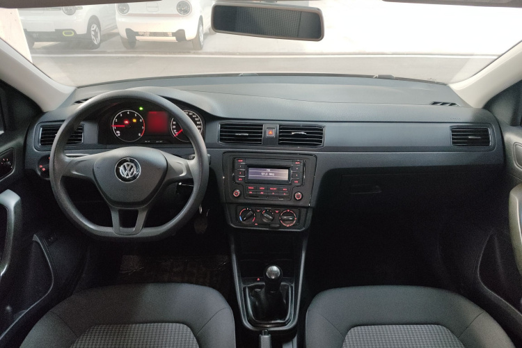 大众 桑塔纳 2018款 1.5L 手动风尚版中控内饰12