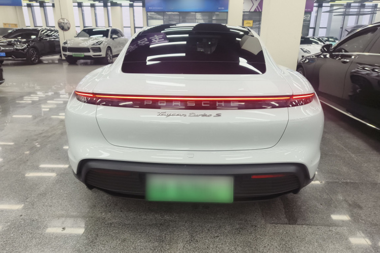 保时捷 2020款 Taycan车身外观6004