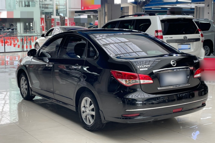 日产 轩逸 2016款 经典 1.6XE 自动领先版车身外观6003