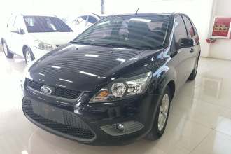 福特 福克斯 2013款 两厢经典 1.8L 手动基本型