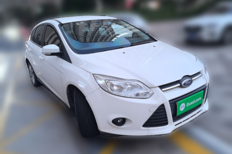 福特 福克斯 2012款 两厢 1.6L 自动舒适型车身外观6002