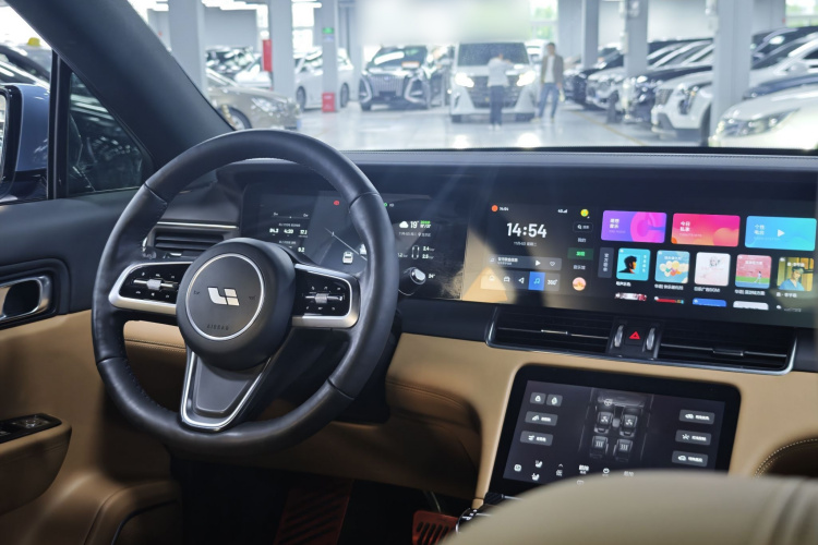 理想汽车 理想ONE 2021款 增程6座版中控内饰7004