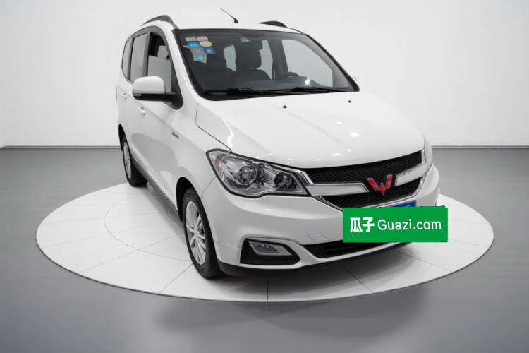 五菱汽车 五菱宏光 2015款 1.5L S1舒适国V车身外观3