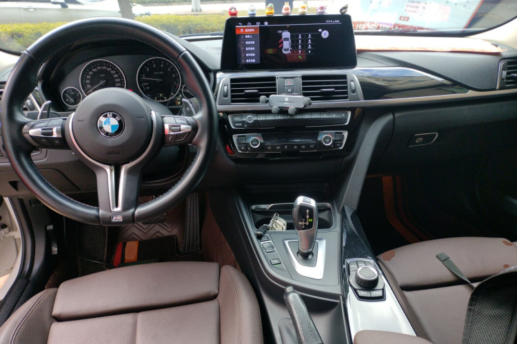 宝马3系 2018款 320Li 领先型M运动套装中控内饰12