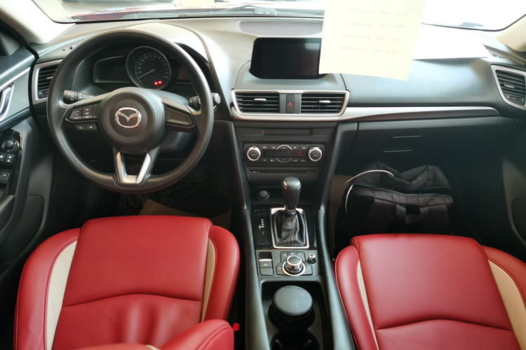 马自达3 昂克赛拉 2017款 三厢 1.5L 自动豪华型 国V中控内饰7002