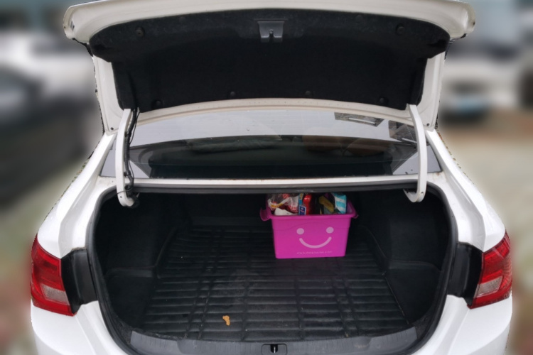 别克 英朗 2016款 15N 自动精英型中控内饰23