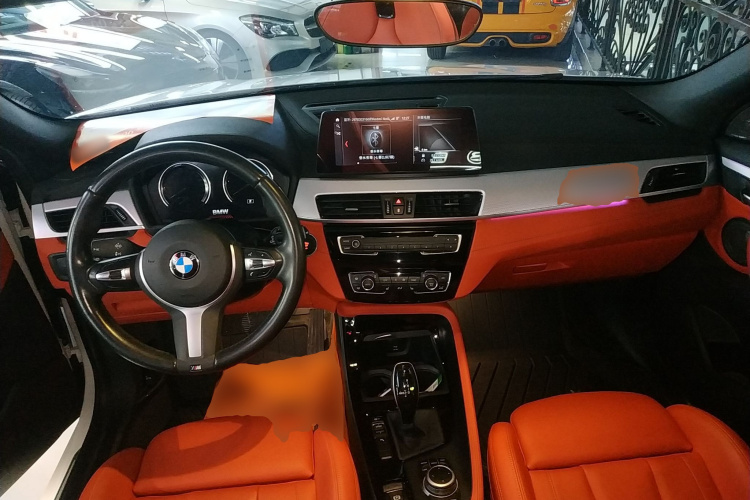 宝马X2 2020款 sDrive25i 尊享型M运动套装中控内饰12