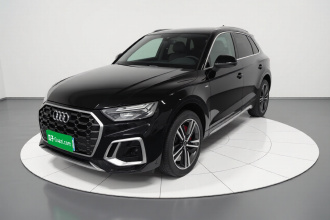 奥迪Q5L 2022款 40T 豪华动感型