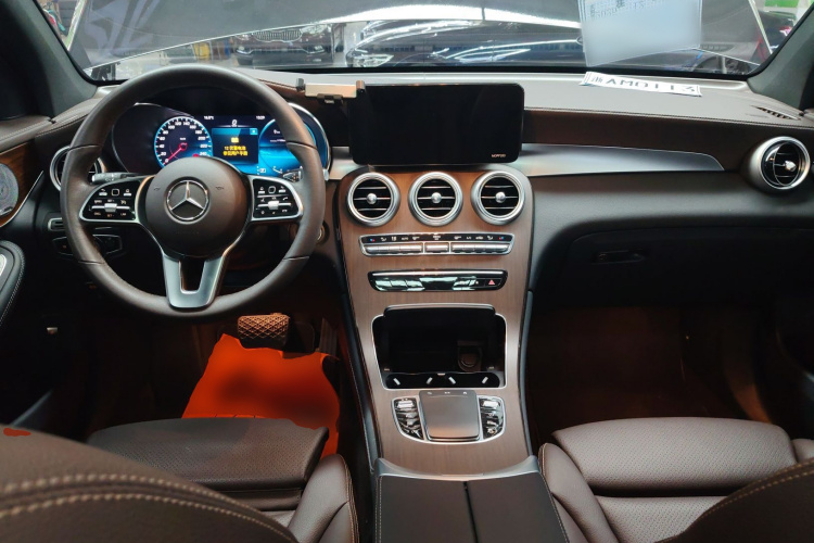 奔驰GLC 2021款 GLC 300 L 4MATIC 豪华型中控内饰12