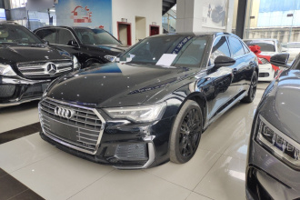 奥迪A6L 2019款 45 TFSI 臻选动感型