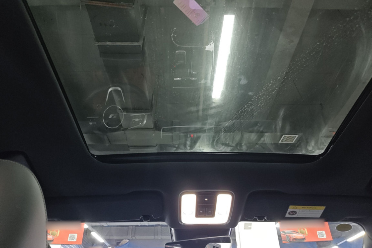 理想汽车 理想ONE 2021款 增程6座版中控内饰22