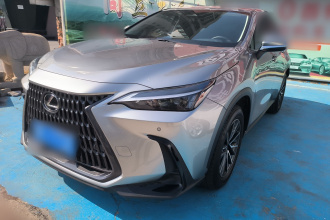 雷克萨斯NX 2022款 260 前驱 创驰版