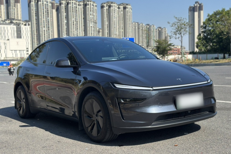 特斯拉 Model Y 2025款 后轮驱动版车身外观6002