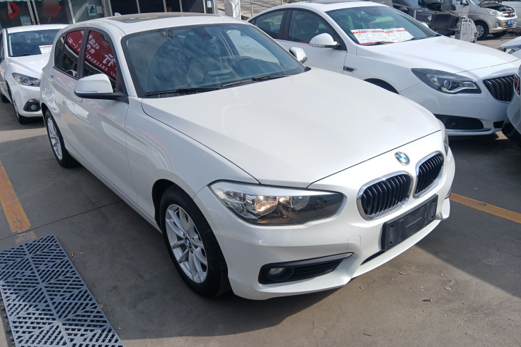 宝马1系(进口) 2016款 118i 领先型车身外观6002