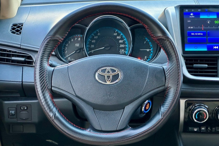 丰田 YARiS L 致享 2019款 1.5E CVT魅动版 国VI中控内饰7002