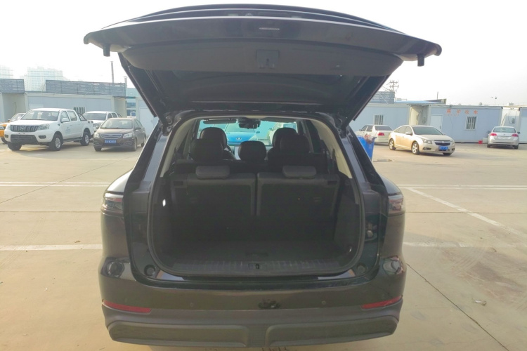 奇瑞 风云T9 2024款 120 长续航版舒适型 7座 三元锂局部细节23