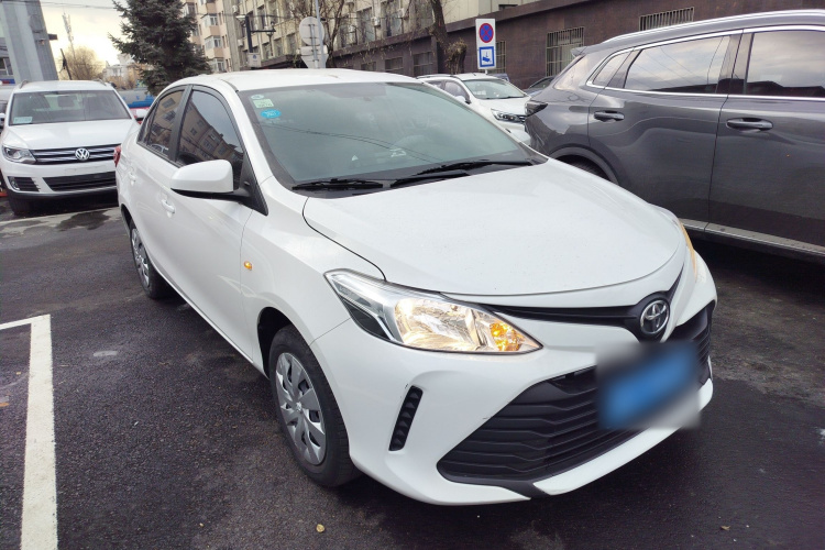 丰田 威驰 2017款 1.5L CVT创行版车身外观3