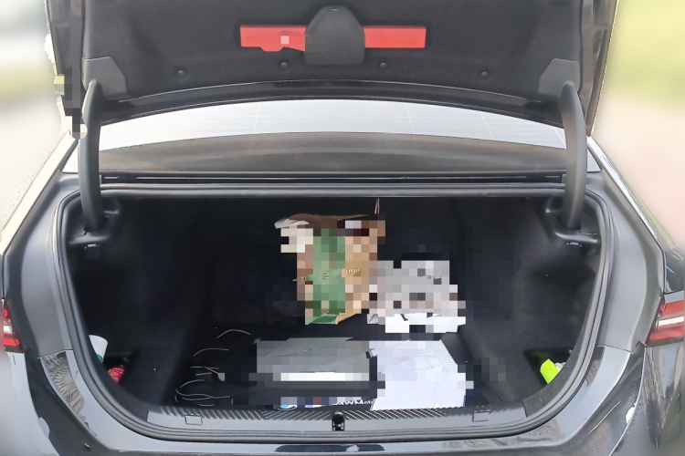 宝马5系 2024款 530Li 领先型 M运动套装局部细节23