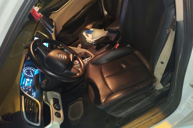 别克 英朗 2017款 15N 自动精英型中控内饰19