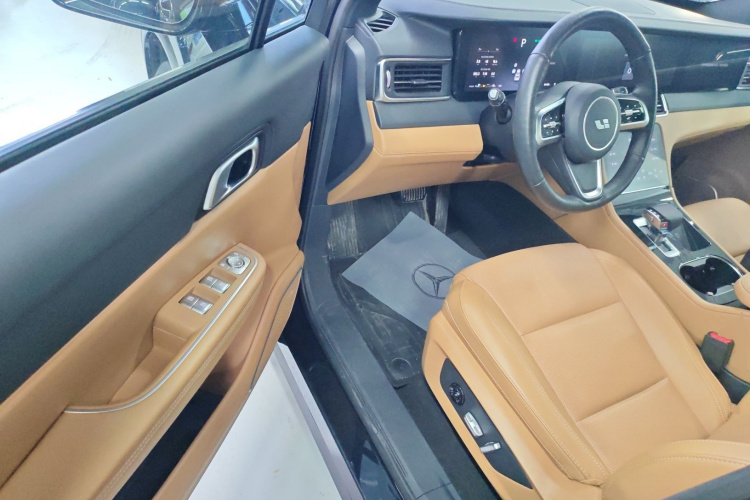 理想汽车 理想ONE 2021款 增程6座版中控内饰20