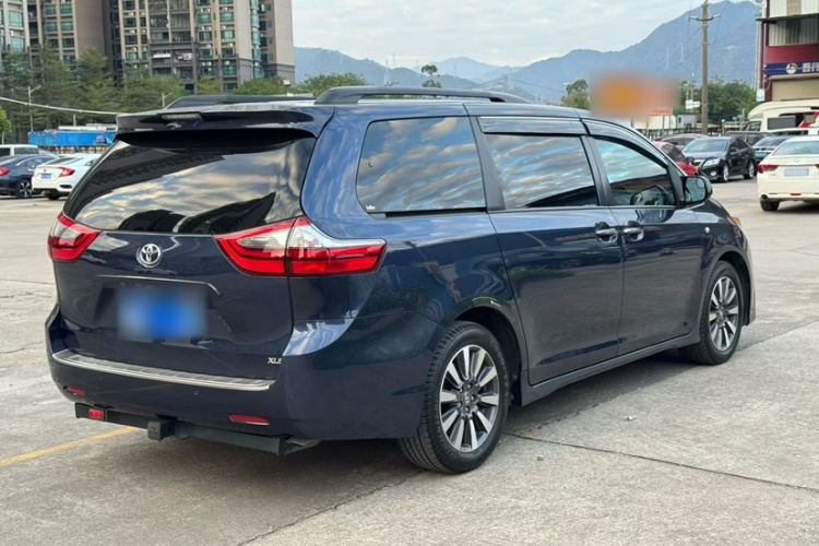丰田Sienna（平行进口） 车身外观6007