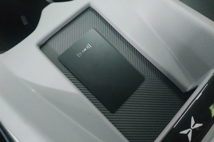 小鹏MONA M03 2025款 600 超长续航 Max中控内饰7001