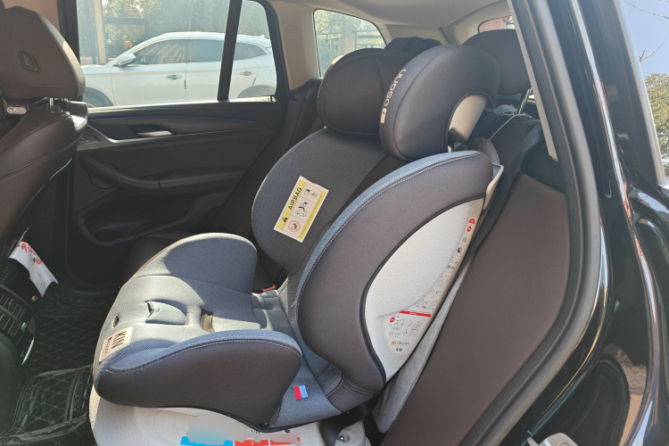 宝马X3 2020款  xDrive28i M运动套装中控内饰21