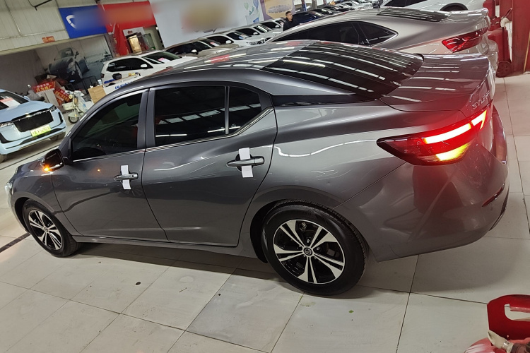 日产 轩逸 2022款 1.6L XL CVT悦享版车身外观4