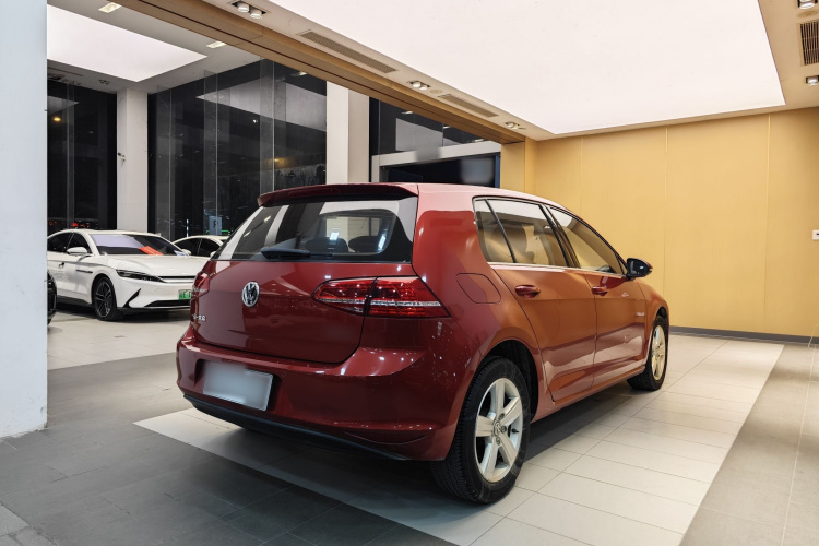 大众 高尔夫 2015款 1.6L 自动舒适型车身外观6013