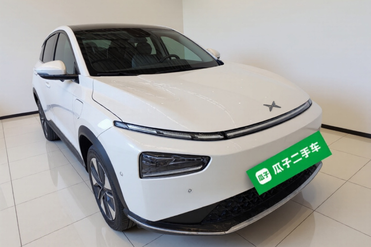 小鹏G3 2022款 G3i 460N+车身外观3