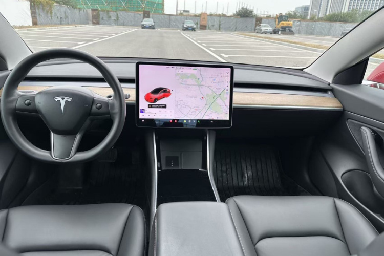 特斯拉 Model 3 2020款 改款 标准续航后驱升级版局部细节16