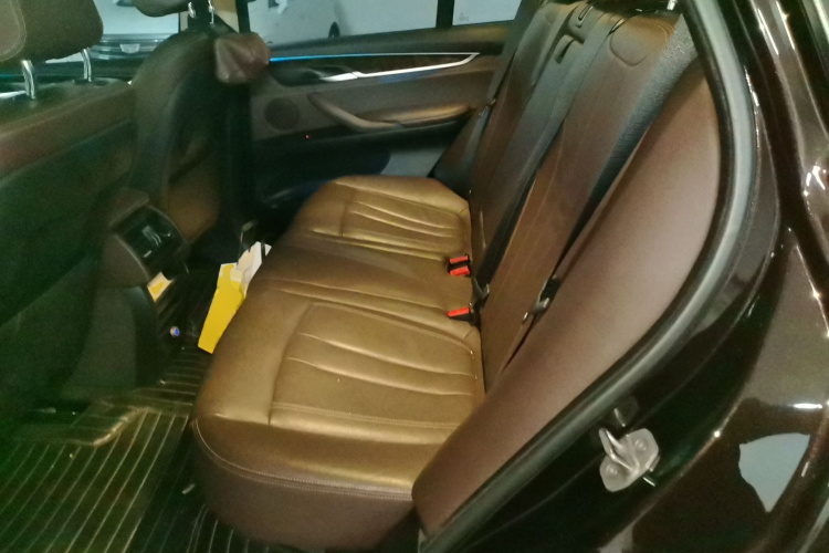 宝马X5(进口) 2017款 xDrive28i中控内饰21