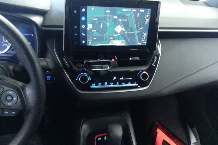 丰田 雷凌 2021款 185T CVT运动版局部细节16