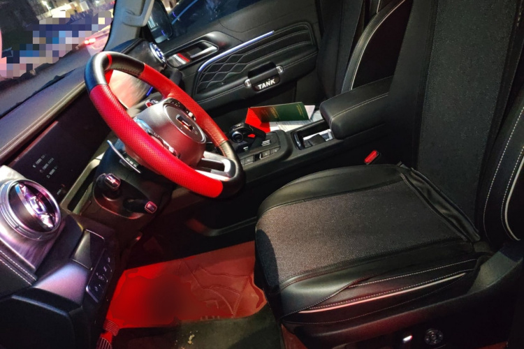 坦克300 2024款 2.0T 征服者中控内饰19