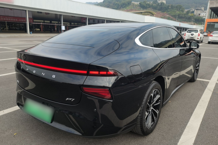 小鹏P7 2022款 480E车身外观6005