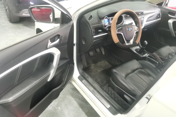 吉利汽车 帝豪 2017款 三厢百万款 1.5L 手动向上版中控内饰20