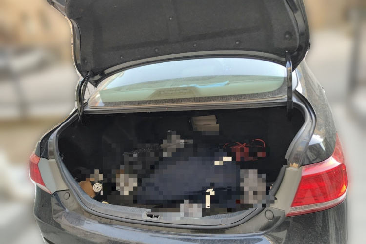 丰田 凯美瑞 2013款 200E 经典精英版中控内饰23