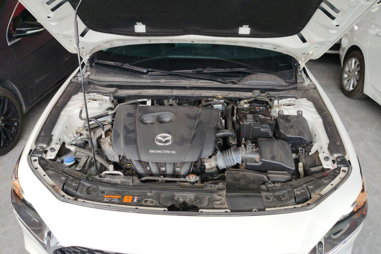 马自达3 昂克赛拉 2022款 2.0L 自动质擎版机舱底盘24