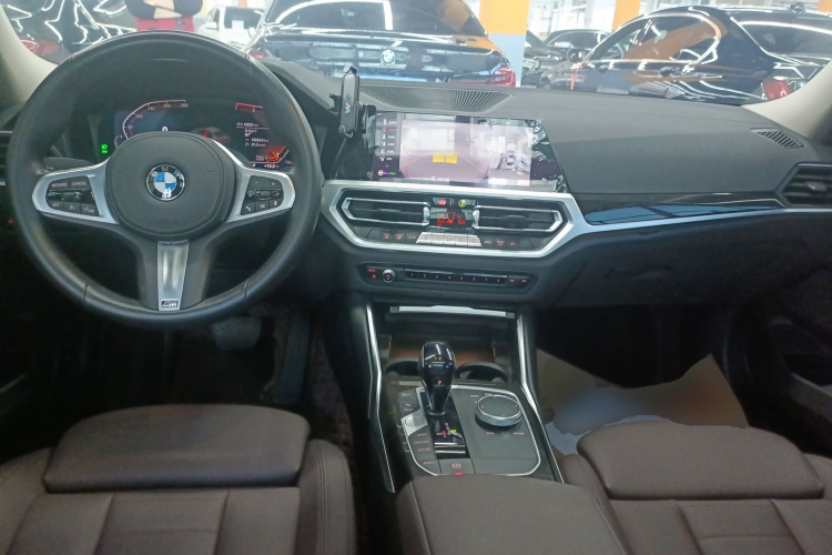 宝马3系 2020款 改款 325Li M运动套装中控内饰12