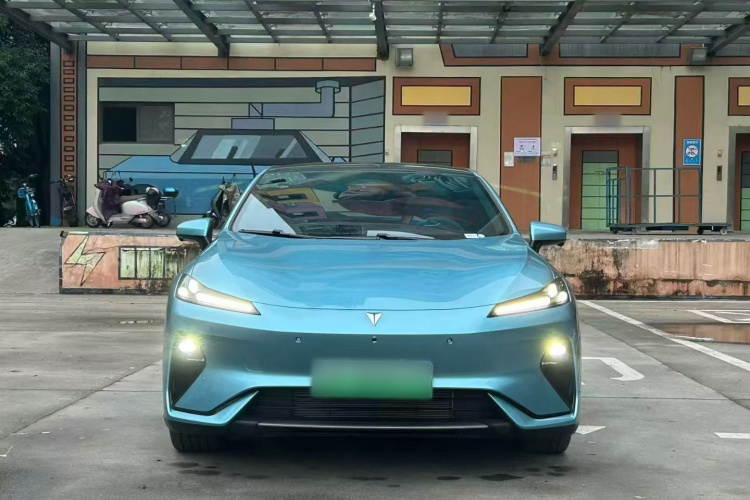 深蓝汽车 深蓝L07 2024款 230Max乾崑智驾ADS SE增程版车身外观6004