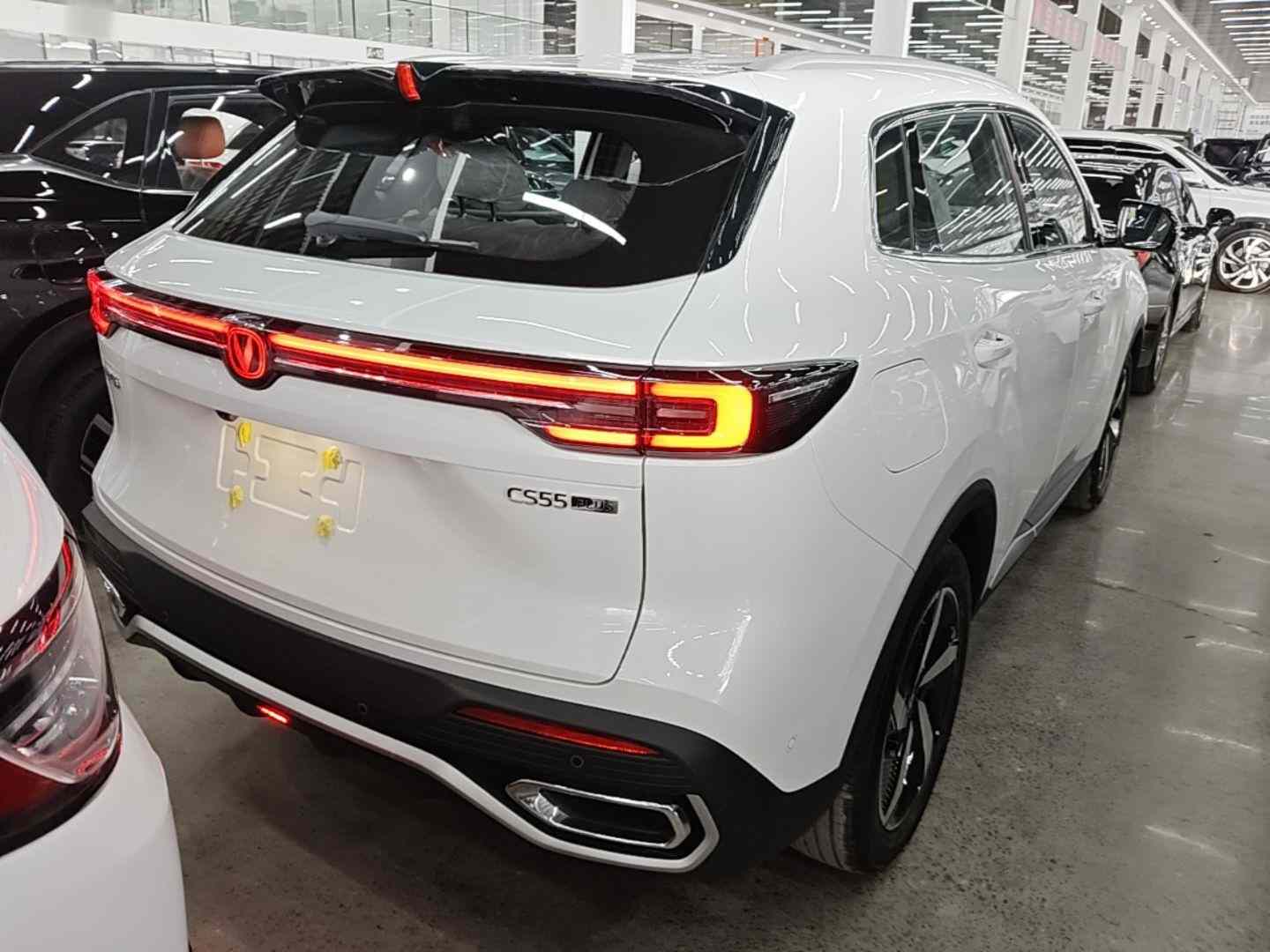 长安CS55PLUS PHEV 2026款 智慧新蓝鲸 125km 智越版(4)