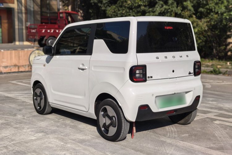 吉利银河 2023款 熊猫mini 200km 耐力熊车身外观6009