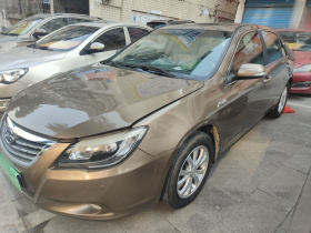 比亚迪G6 2012款 1.5TI 手动尊贵型