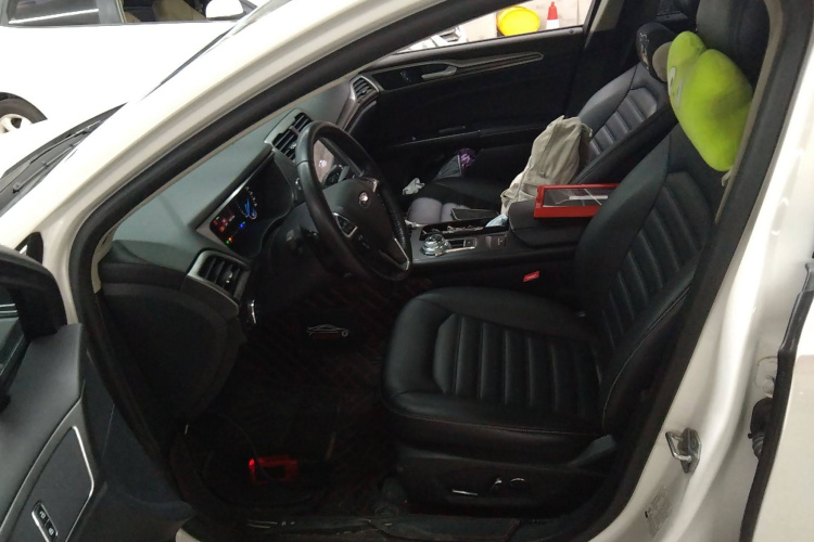 福特 蒙迪欧 2018款 EcoBoost 180 智控时尚型 国V中控内饰19