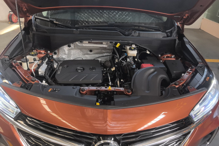 别克 昂科拉GX 2020款 20T CVT两驱豪华型机舱底盘24