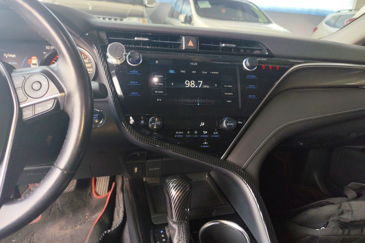 丰田 凯美瑞 2019款 2.5S 锋尚版 国VI局部细节16