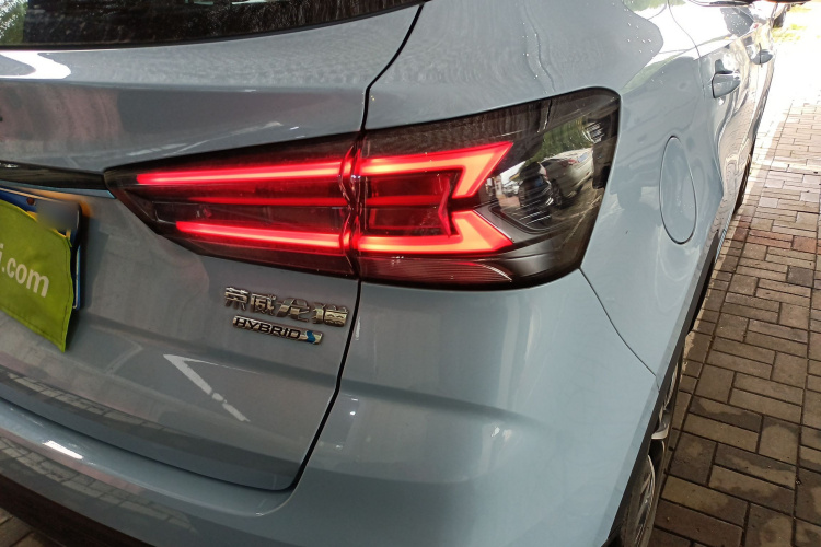 荣威 龙猫 2022款 1.5L 灵动猫猫版车身外观6006