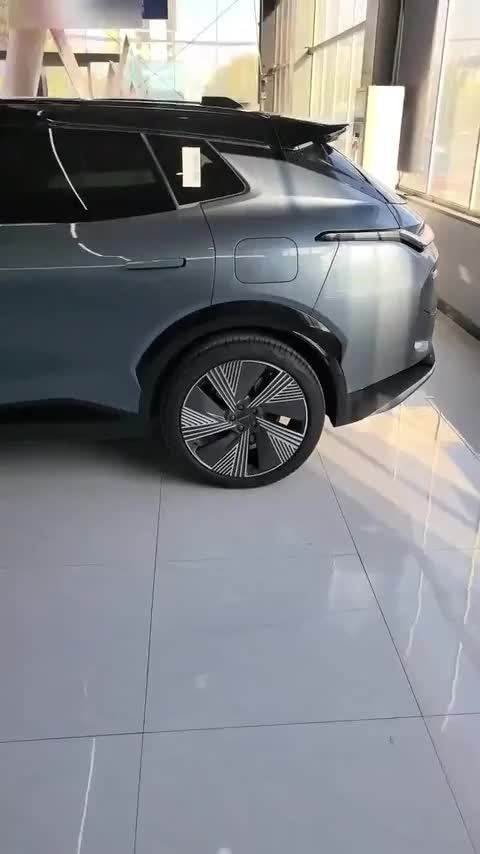 领克08 EM-P 2025款 245km 超长续航Halo讲解1