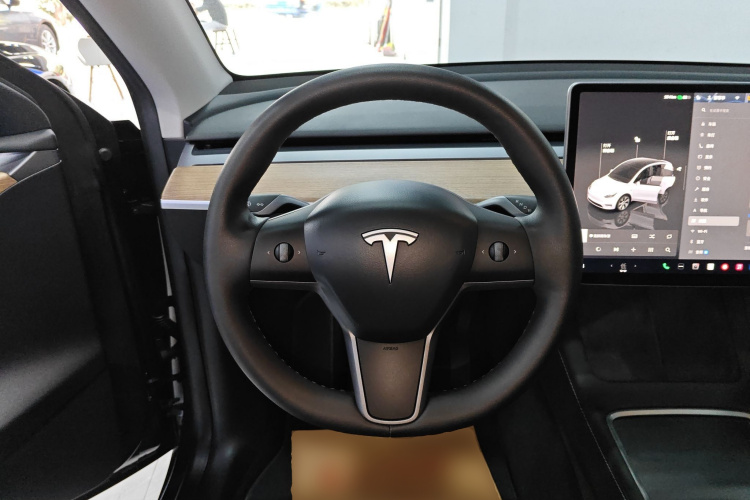 特斯拉 Model Y 2022款 长续航全轮驱动版局部细节13