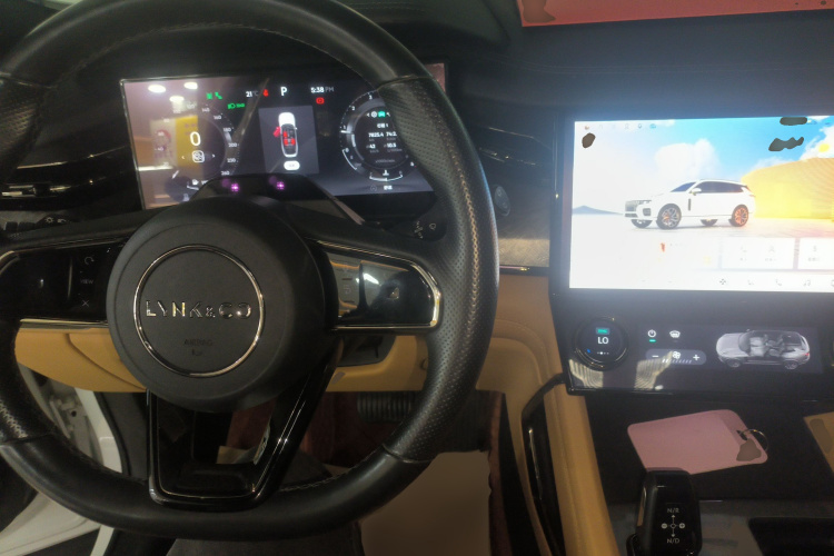 领克09 2021款 2.0T Halo 六座中控内饰12